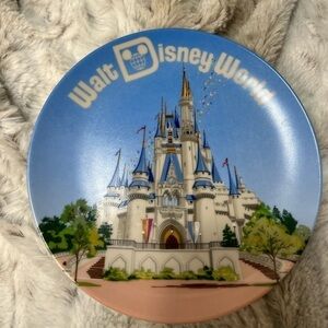 Vintage Made in Japan Walt Disney World Plate
